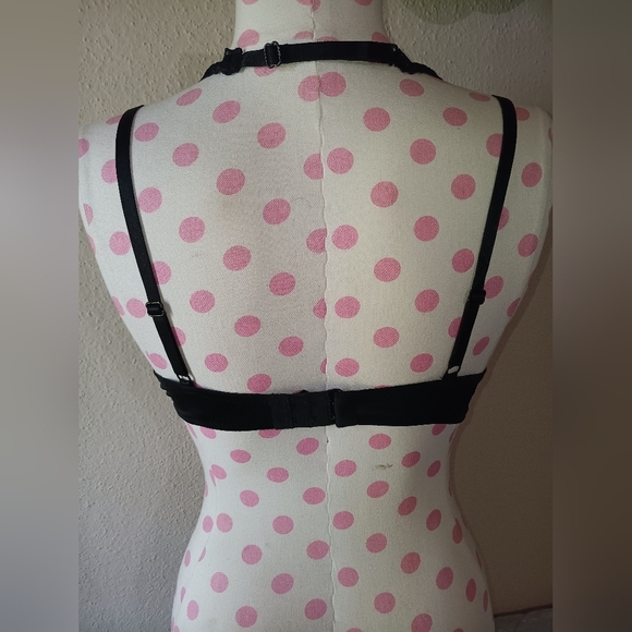 Black Lace Intimates Bra - Picture 4 of 7